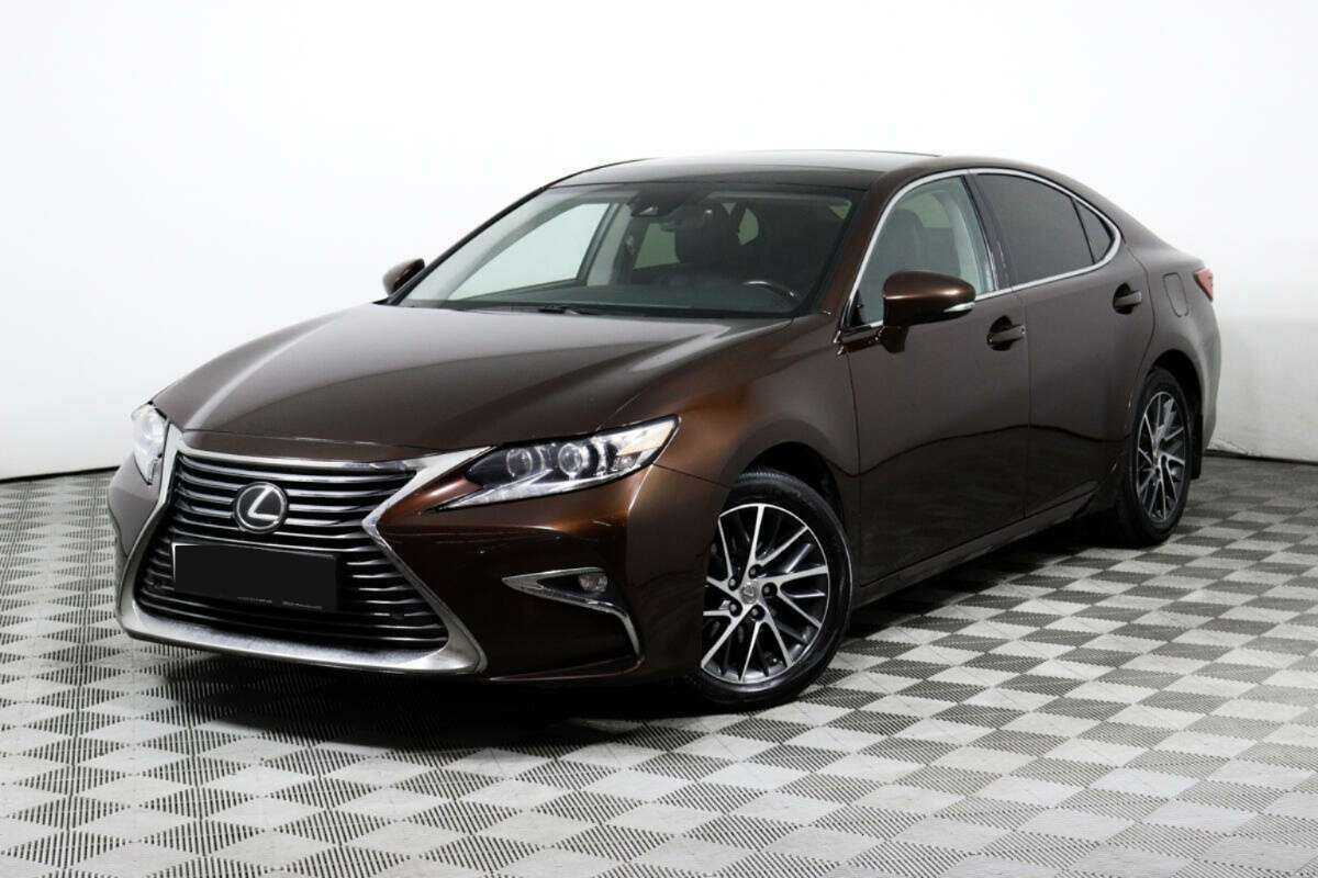 Lexus ES с пробегом — 2016 год. Фото: #0
