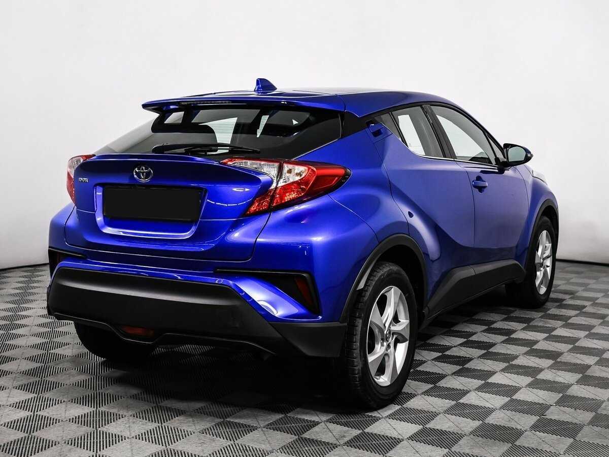 Toyota C-HR с пробегом — 2018 год. Фото: #4
