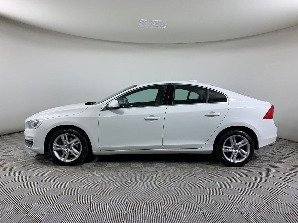 Volvo S60 с пробегом — 2014 год. Фото: #7