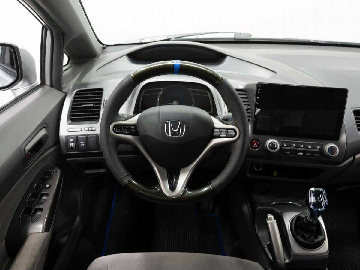 Honda Civic с пробегом — 2007 год. Фото: #13