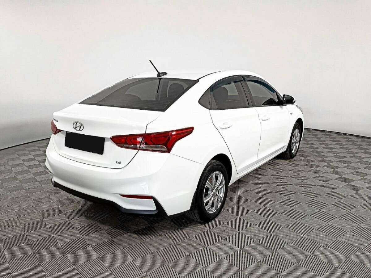 Hyundai Solaris с пробегом — 2017 год. Фото: #4