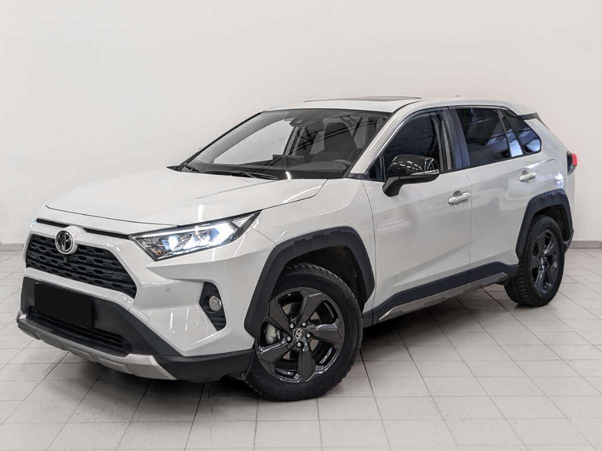 Toyota RAV4 с пробегом — 2022 год. Фото: #0