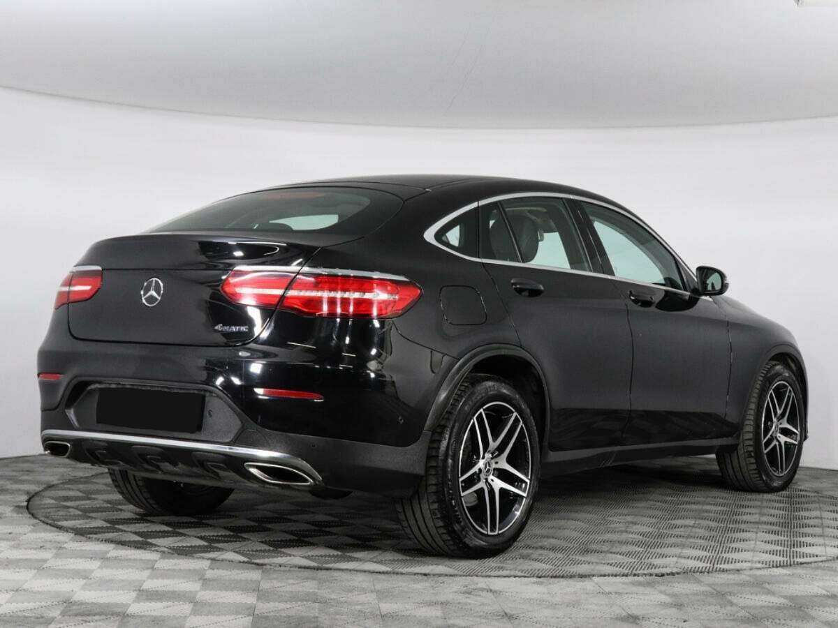 Mercedes-Benz GLC Coupe с пробегом — 2017 год. Фото: #4