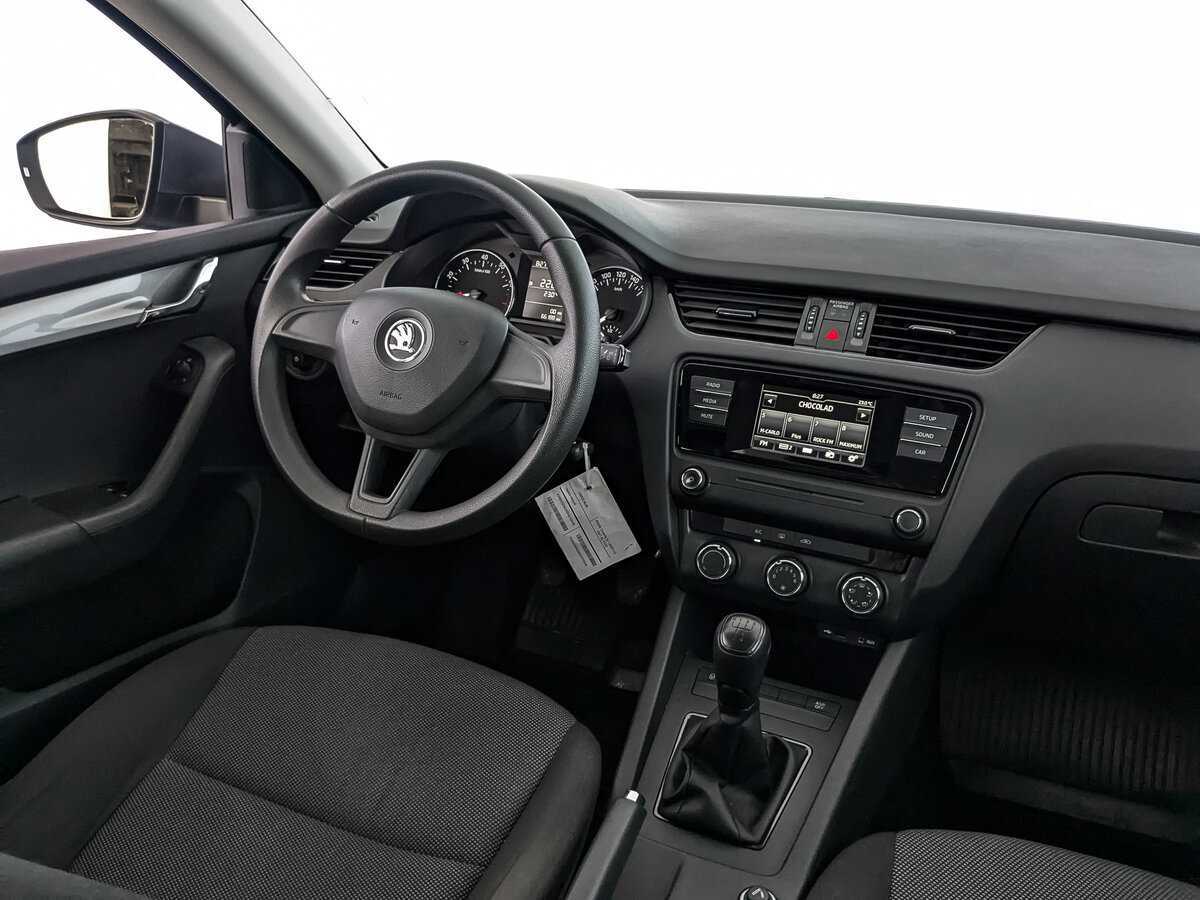 Skoda Octavia с пробегом — 2015 год. Фото: #21
