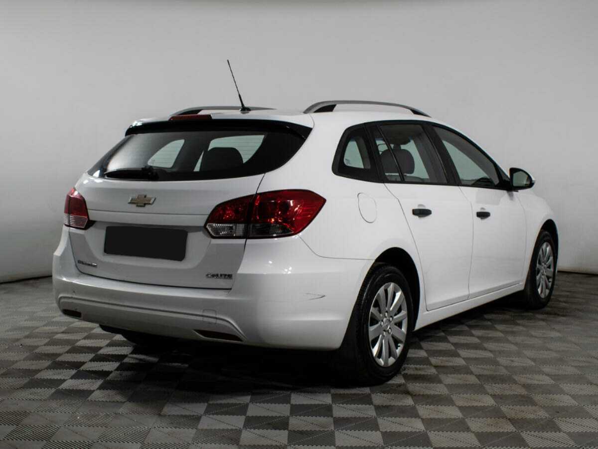 Chevrolet Cruze с пробегом — 2014 год. Фото: #4