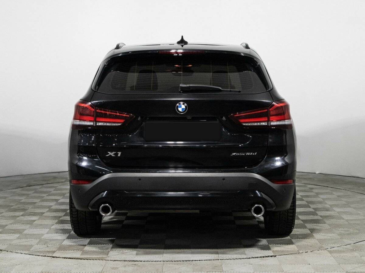 BMW X1 с пробегом — 2021 год. Фото: #5