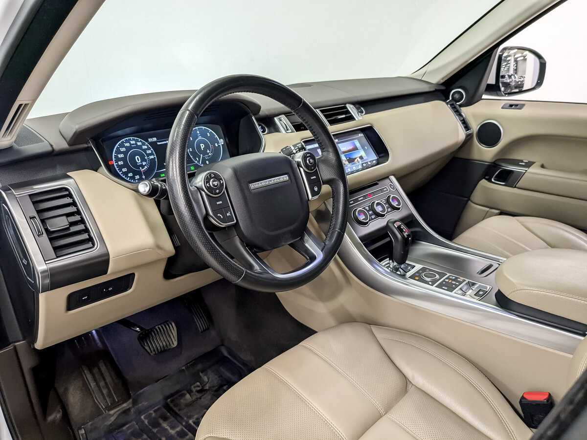 Land Rover Range Rover Sport с пробегом — 2017 год. Фото: #14