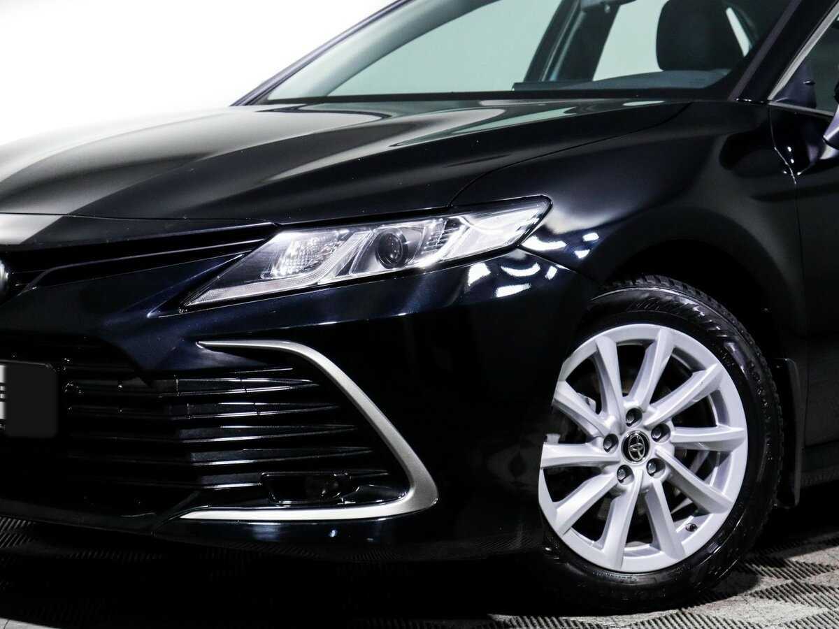 Toyota Camry с пробегом — 2021 год. Фото: #13