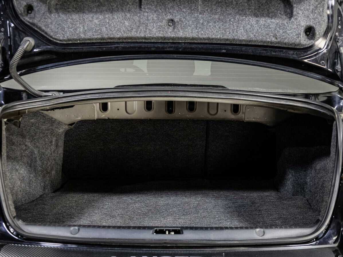 Mitsubishi Lancer с пробегом — 2010 год. Фото: #13