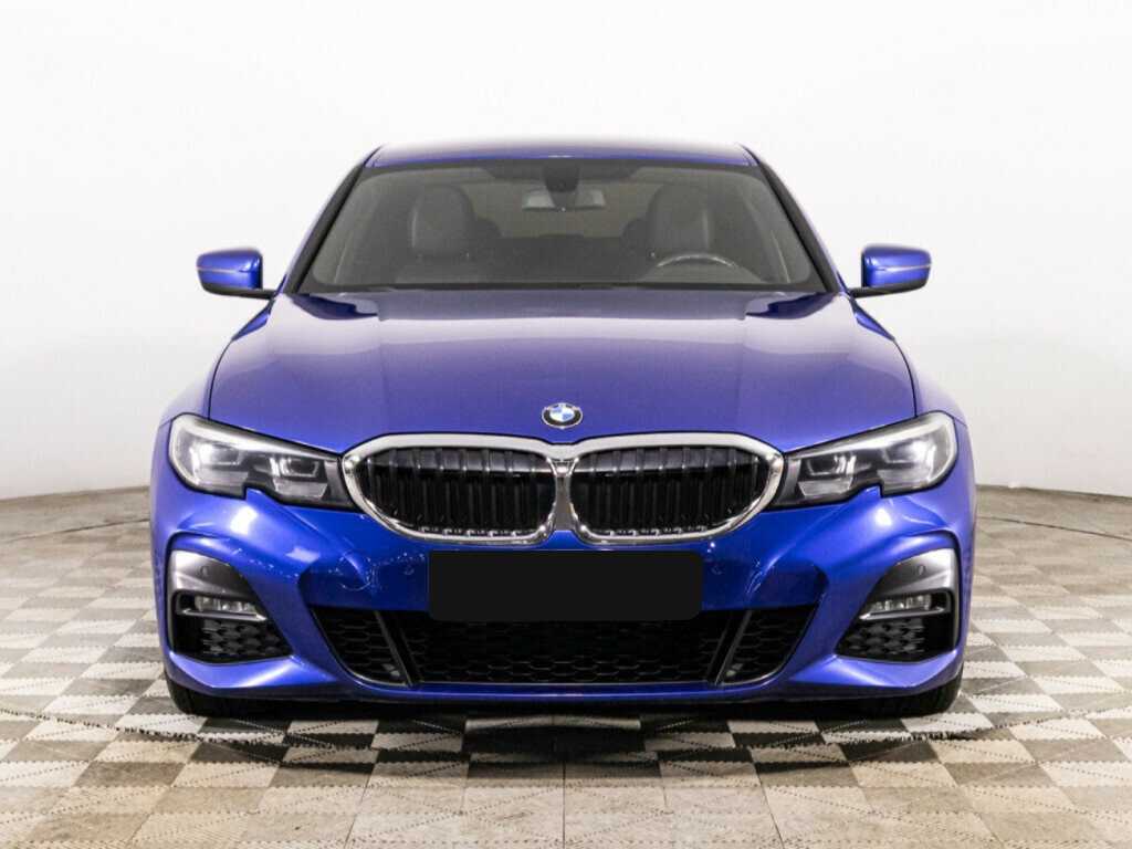 BMW 3 серии с пробегом — 2019 год. Фото: #1