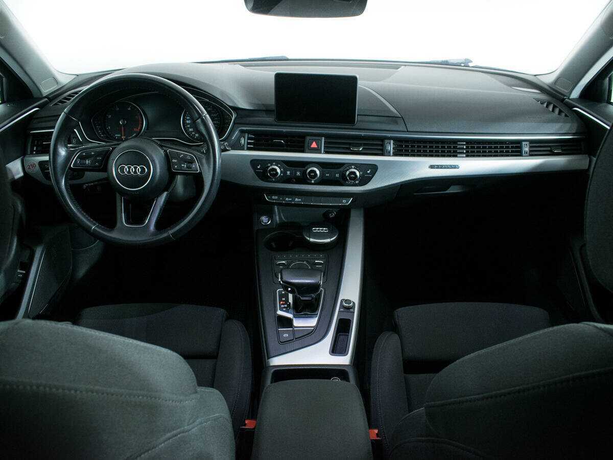 Audi A4 с пробегом — 2018 год. Фото: #11