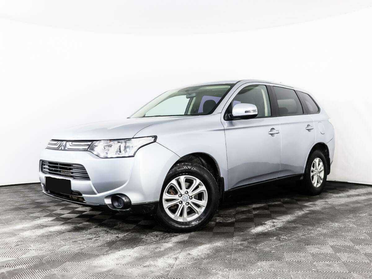 Mitsubishi Outlander с пробегом — 2012 год. Посмотреть фото
