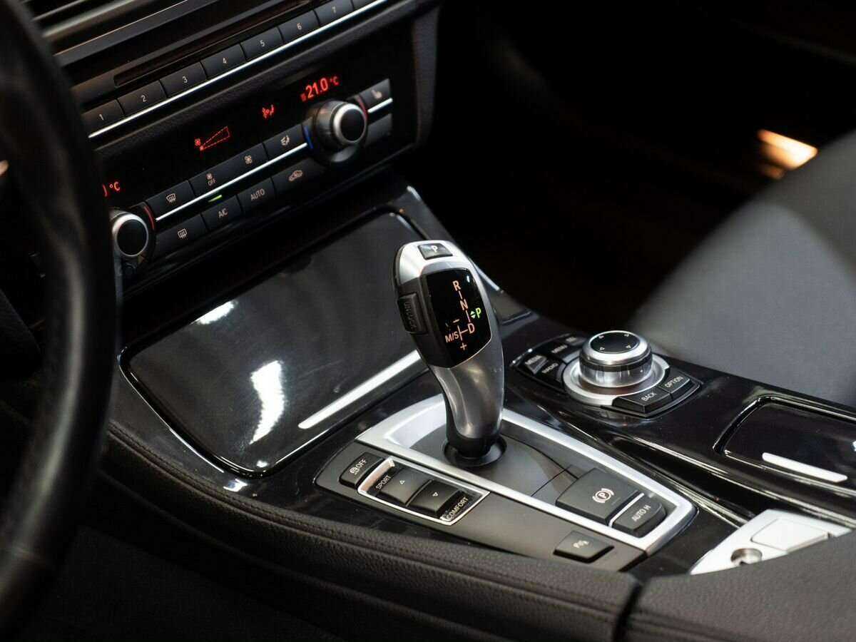 BMW 5 серии с пробегом — 2014 год. Фото: #10