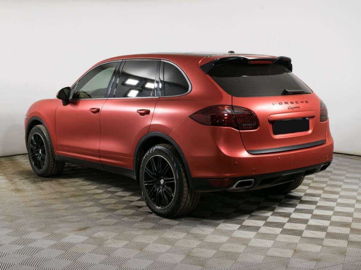 Porsche Cayenne с пробегом — 2012 год. Фото: #6