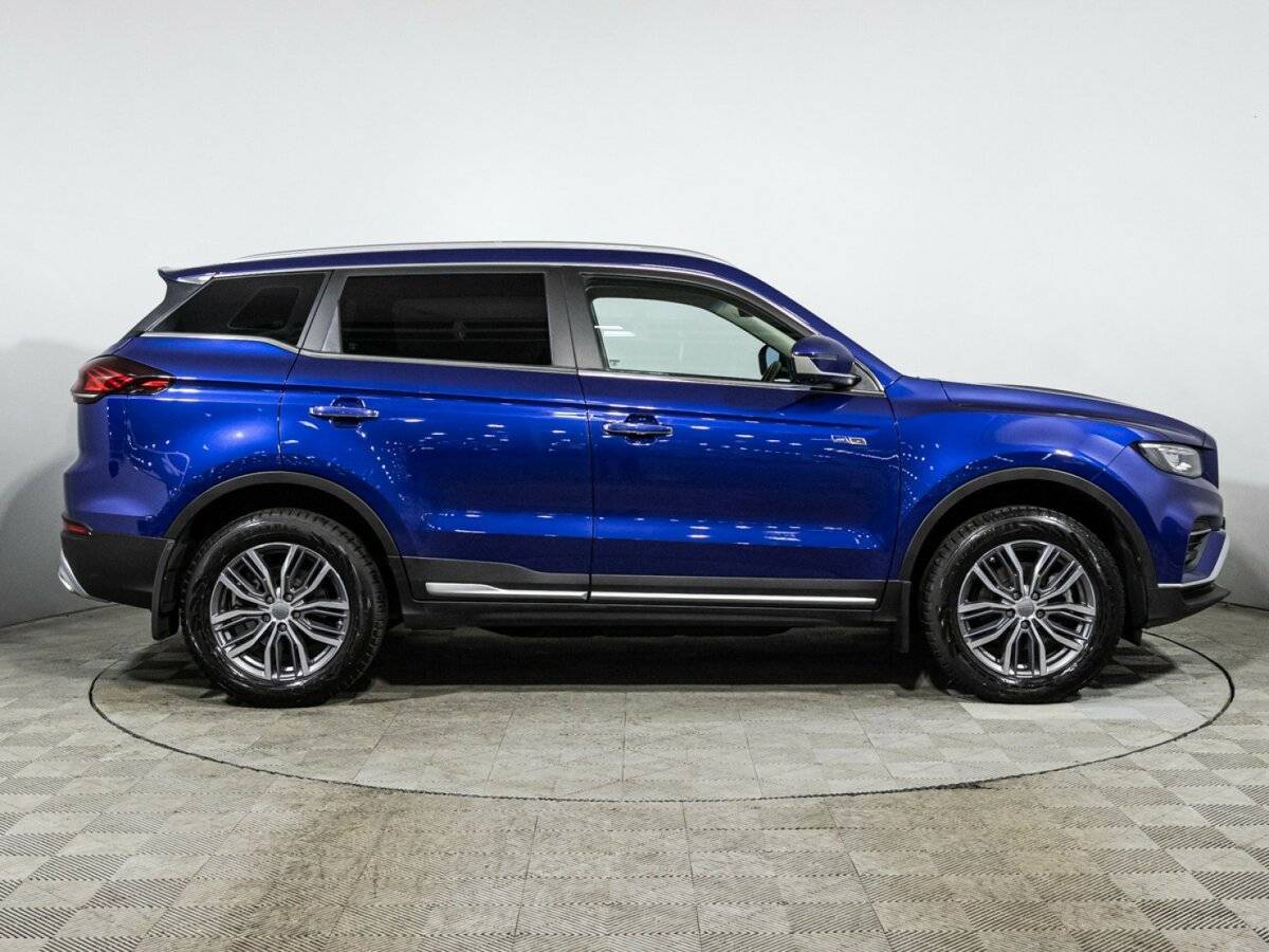 Geely Atlas Pro с пробегом — 2022 год. Фото: #3