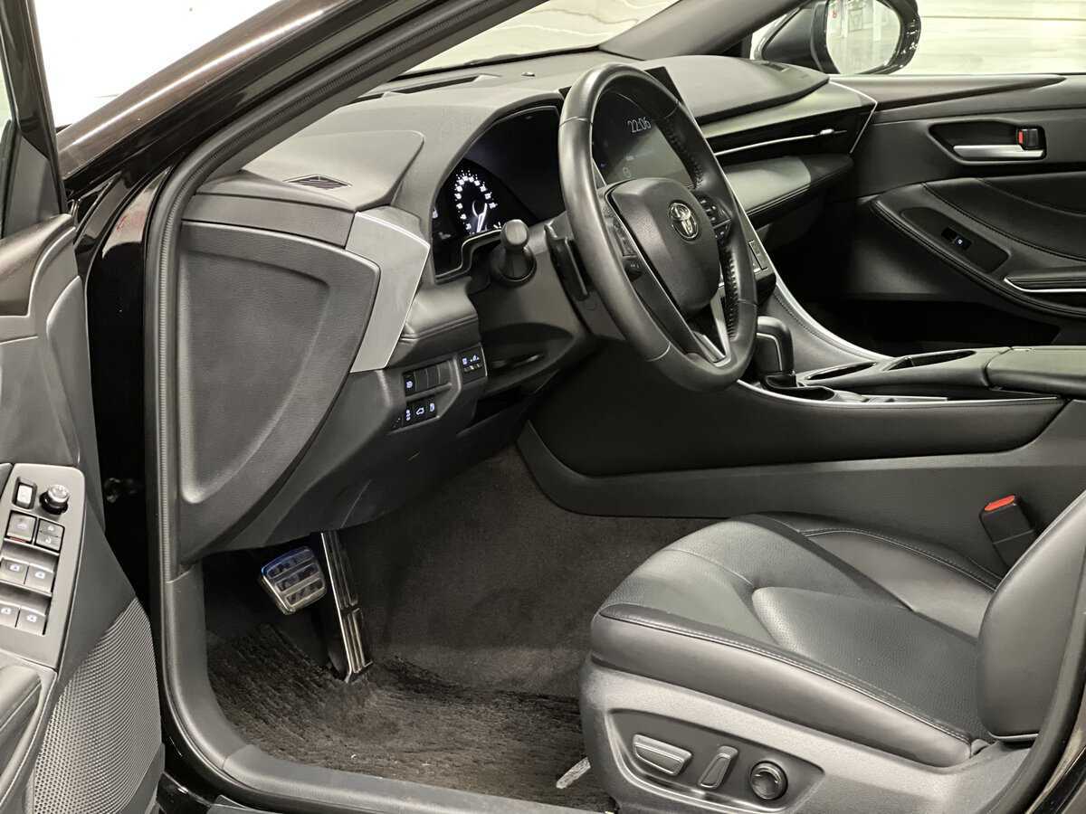 Toyota Avalon с пробегом — 2022 год. Фото: #15
