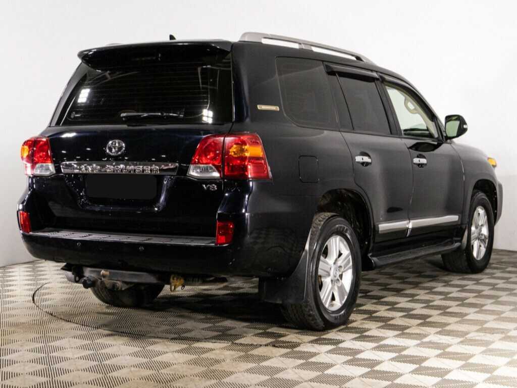 Toyota Land Cruiser с пробегом — 2014 год. Фото: #4