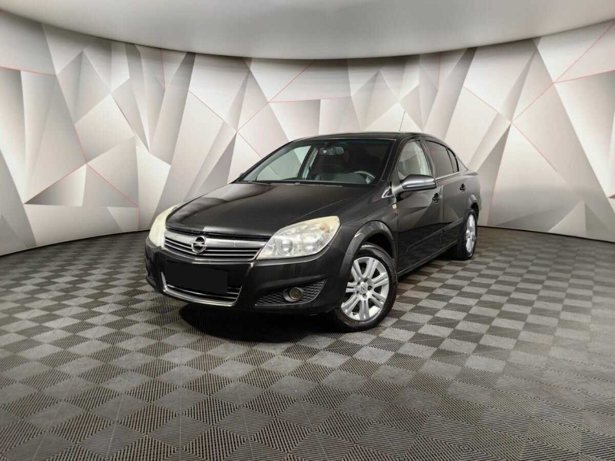 Opel Astra с пробегом — 2008 год. Фото: #0