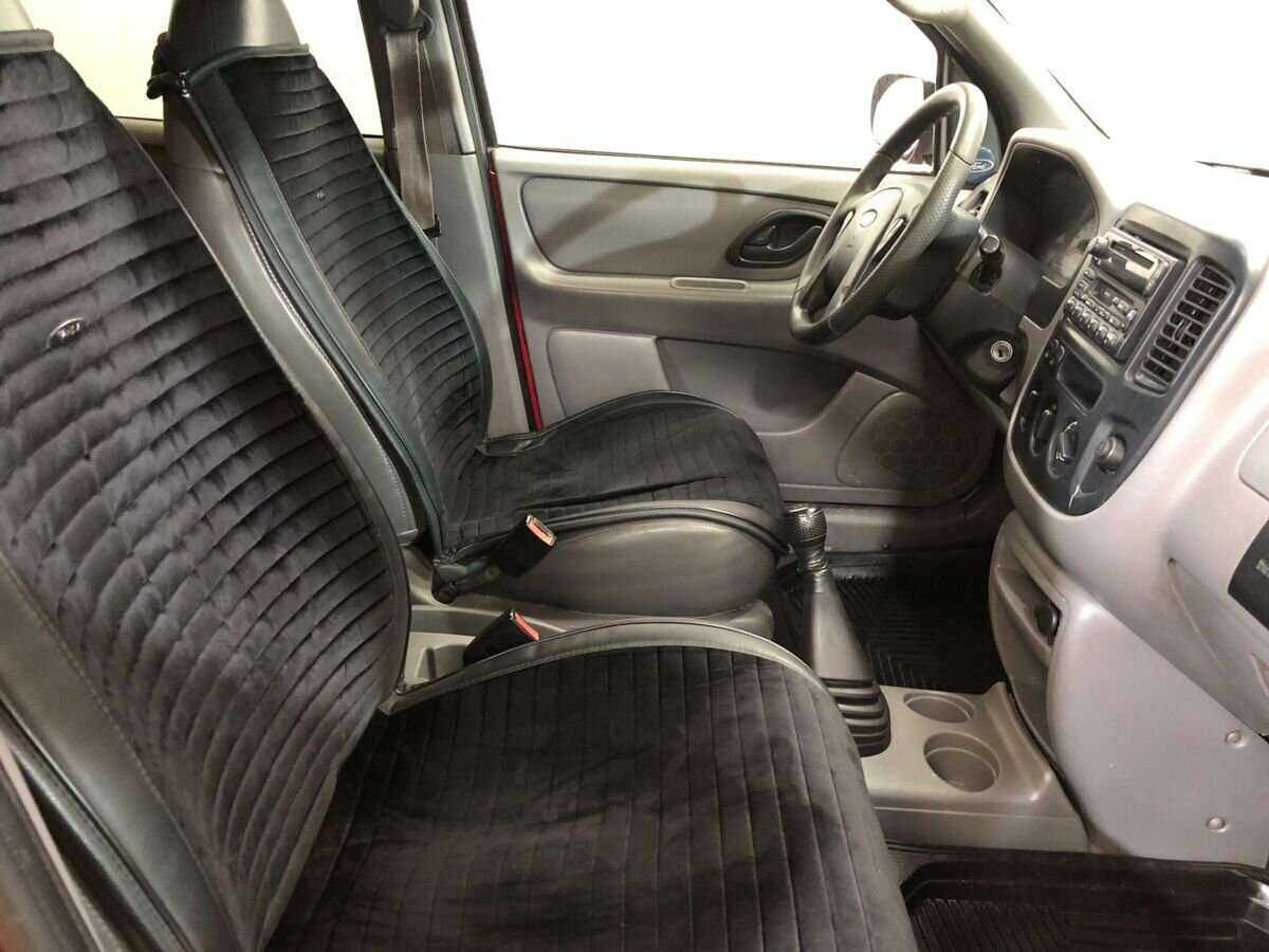 Ford Escape с пробегом — 2000 год. Фото: #9