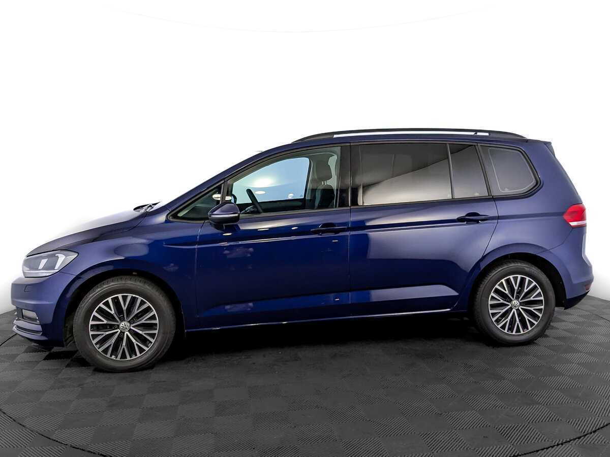 Volkswagen Touran с пробегом — 2018 год. Фото: #6