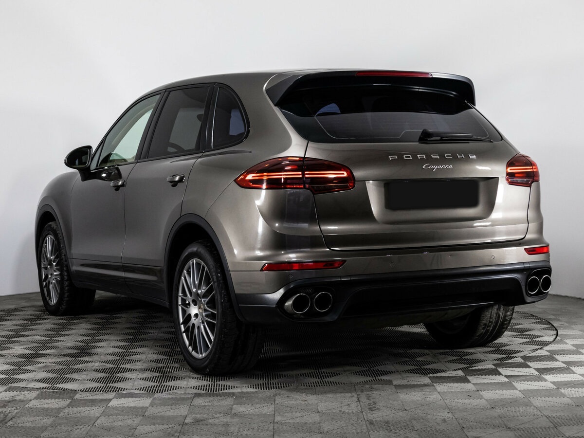 Porsche Cayenne с пробегом — 2014 год. Фото: #6