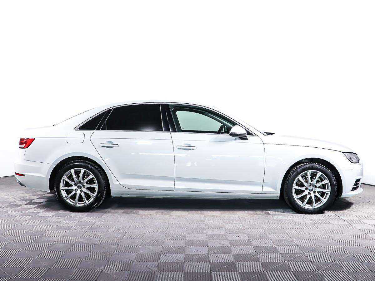 Audi A4 с пробегом — 2015 год. Фото: #3