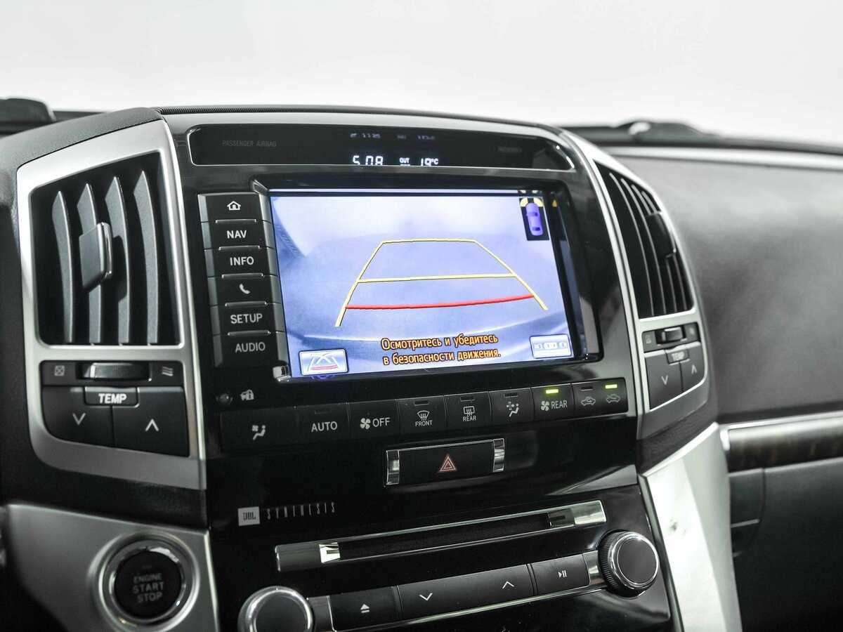 Toyota Land Cruiser с пробегом — 2012 год. Фото: #11
