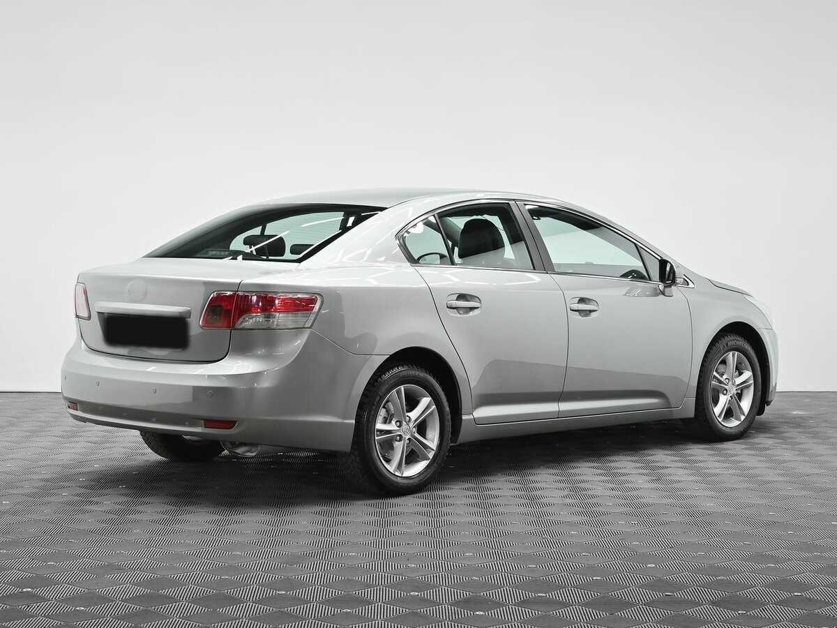 Toyota Avensis с пробегом — 2011 год. Фото: #3