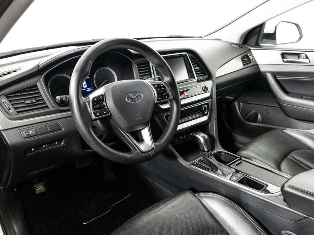 Hyundai Sonata с пробегом — 2019 год. Фото: #10