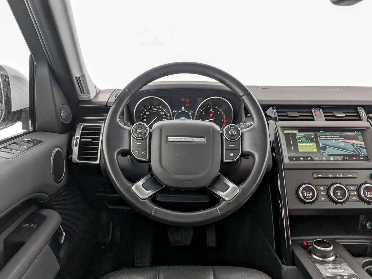 Land Rover Discovery с пробегом — 2018 год. Фото: #15