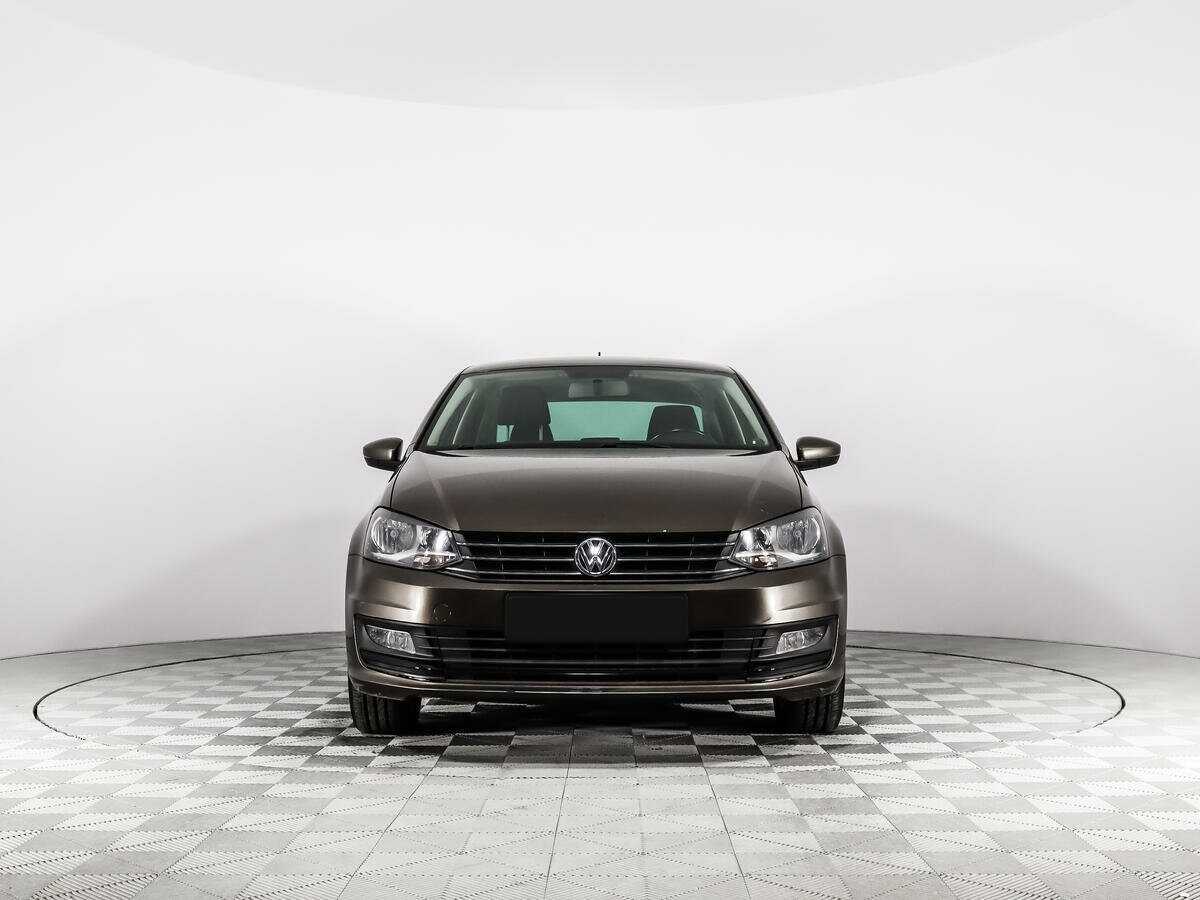Volkswagen Polo с пробегом — 2016 год. Фото: #1