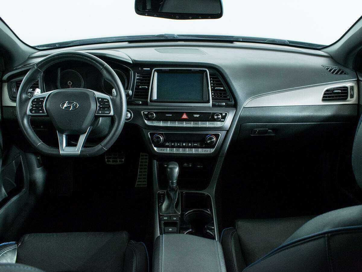 Hyundai Sonata с пробегом — 2018 год. Фото: #11