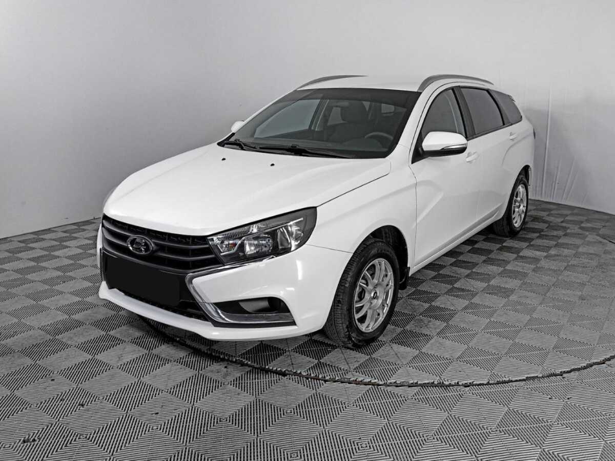 Lada (ВАЗ) Vesta с пробегом — 2021 год. Посмотреть фото