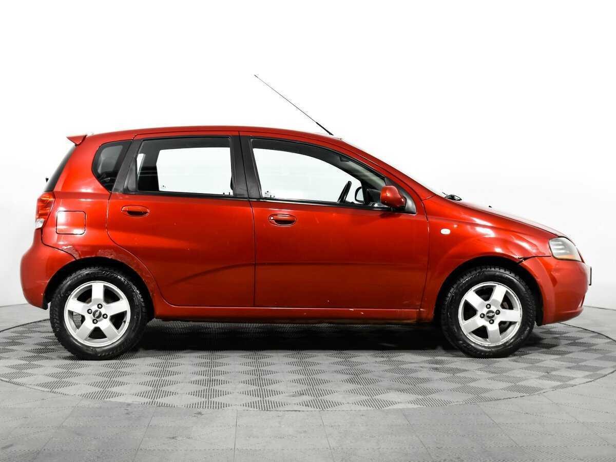 Chevrolet Aveo с пробегом — 2007 год. Фото: #3