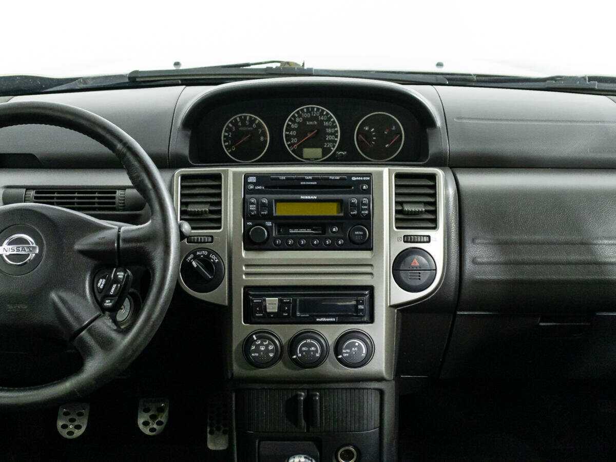 Nissan X-Trail с пробегом — 2005 год. Фото: #13