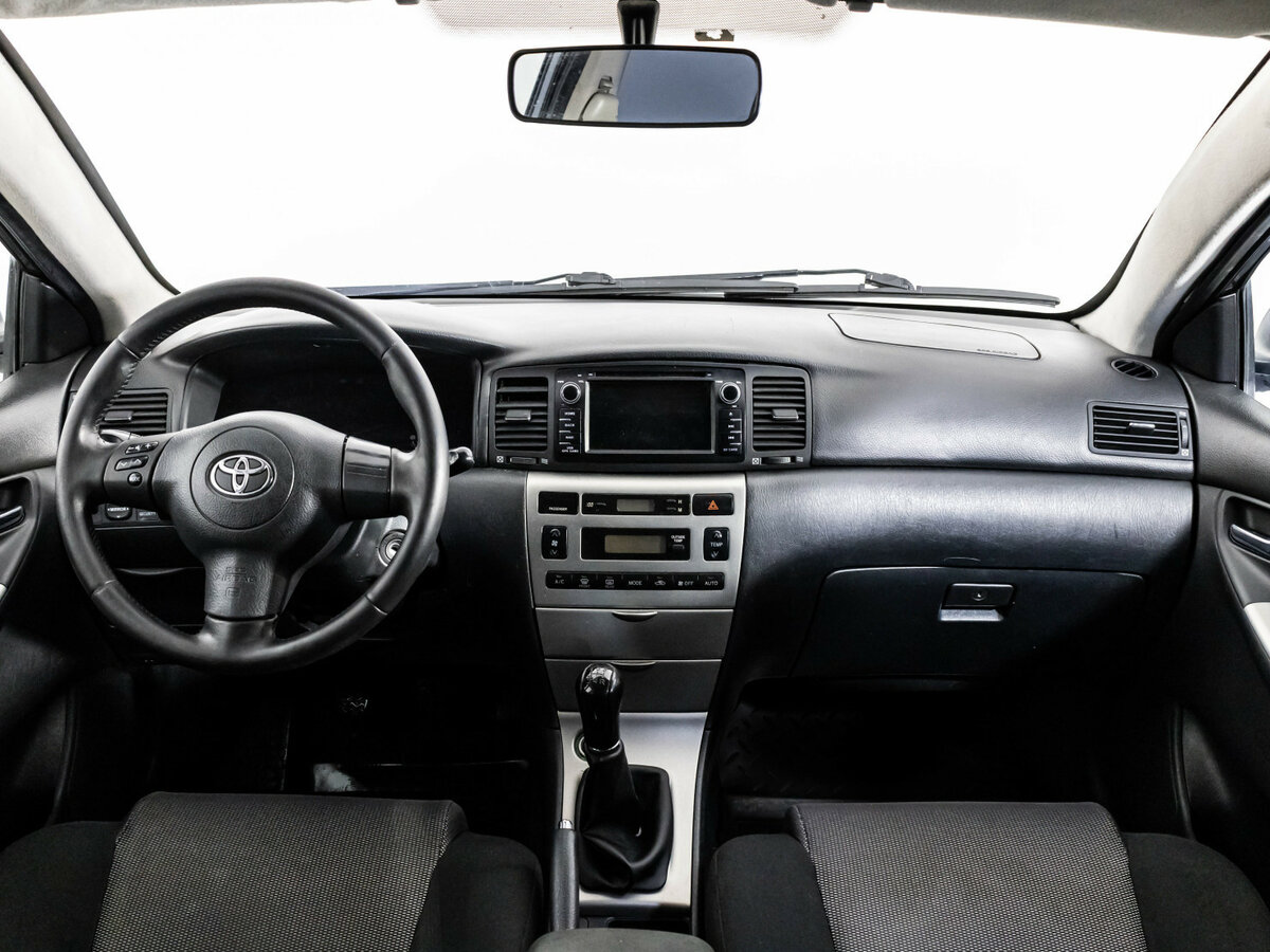 Toyota Corolla с пробегом — 2006 год. Фото: #7