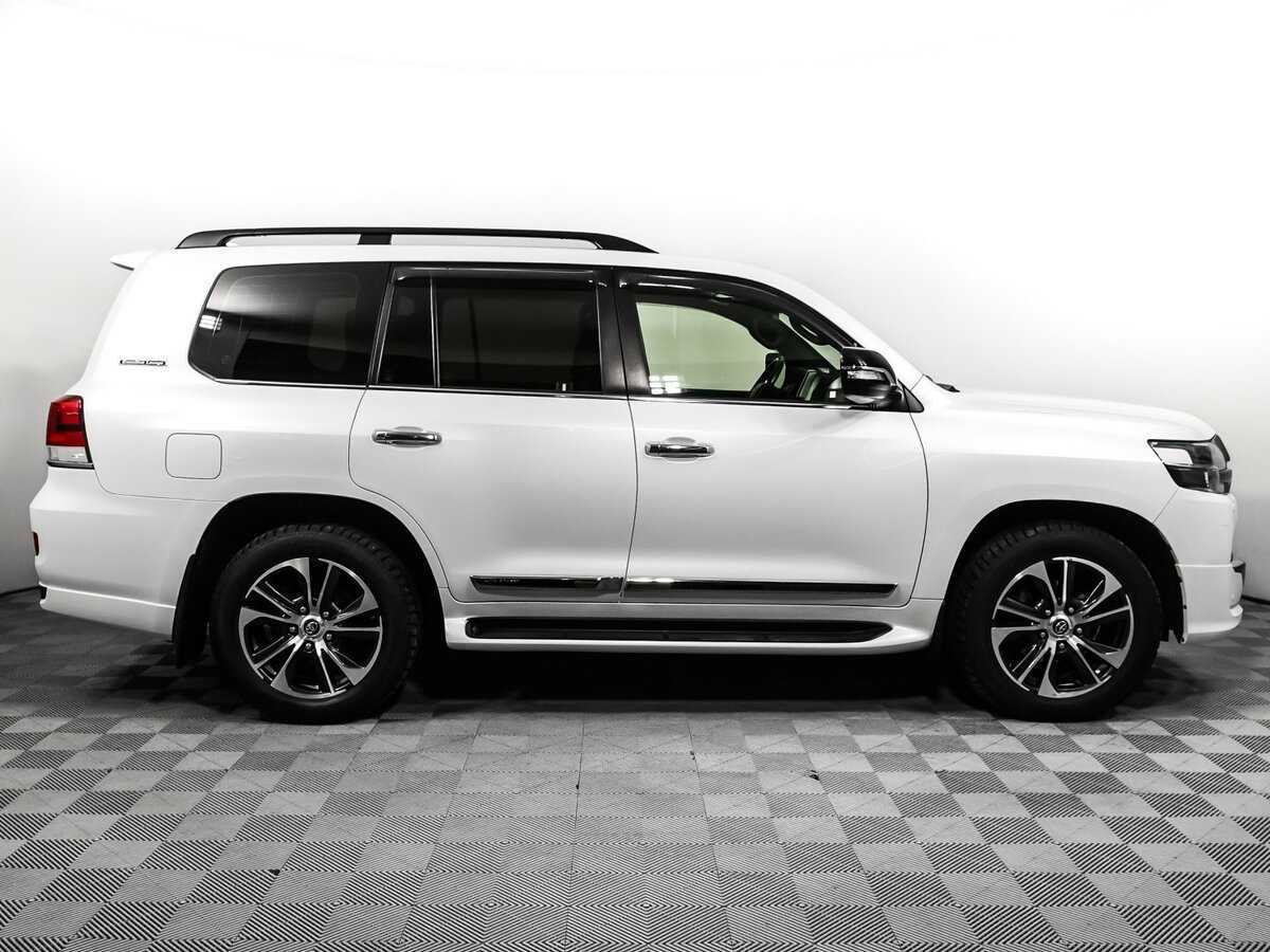 Toyota Land Cruiser с пробегом — 2020 год. Фото: #3