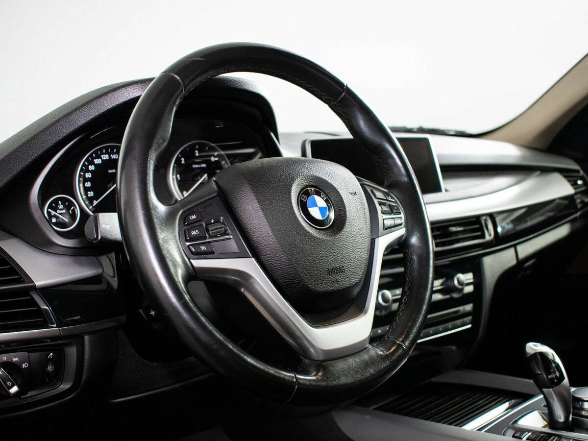 BMW X5 с пробегом — 2017 год. Фото: #13