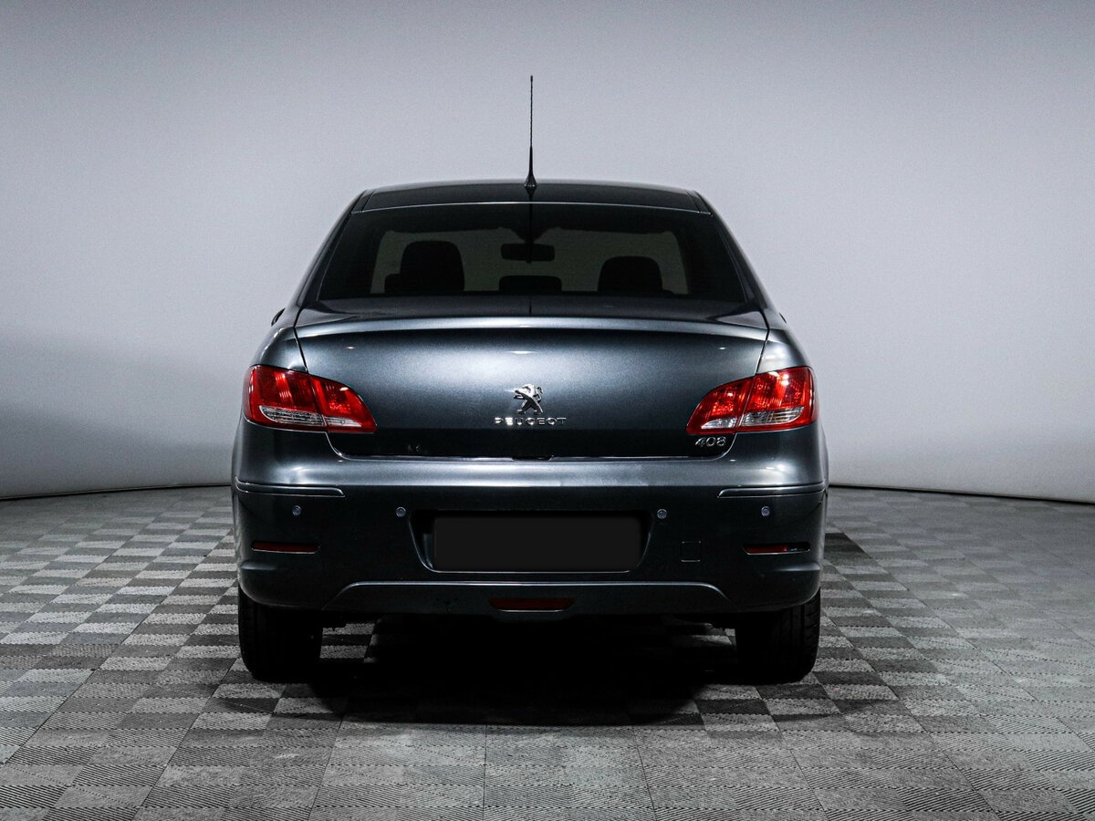 Peugeot 408 с пробегом — 2012 год. Фото: #4