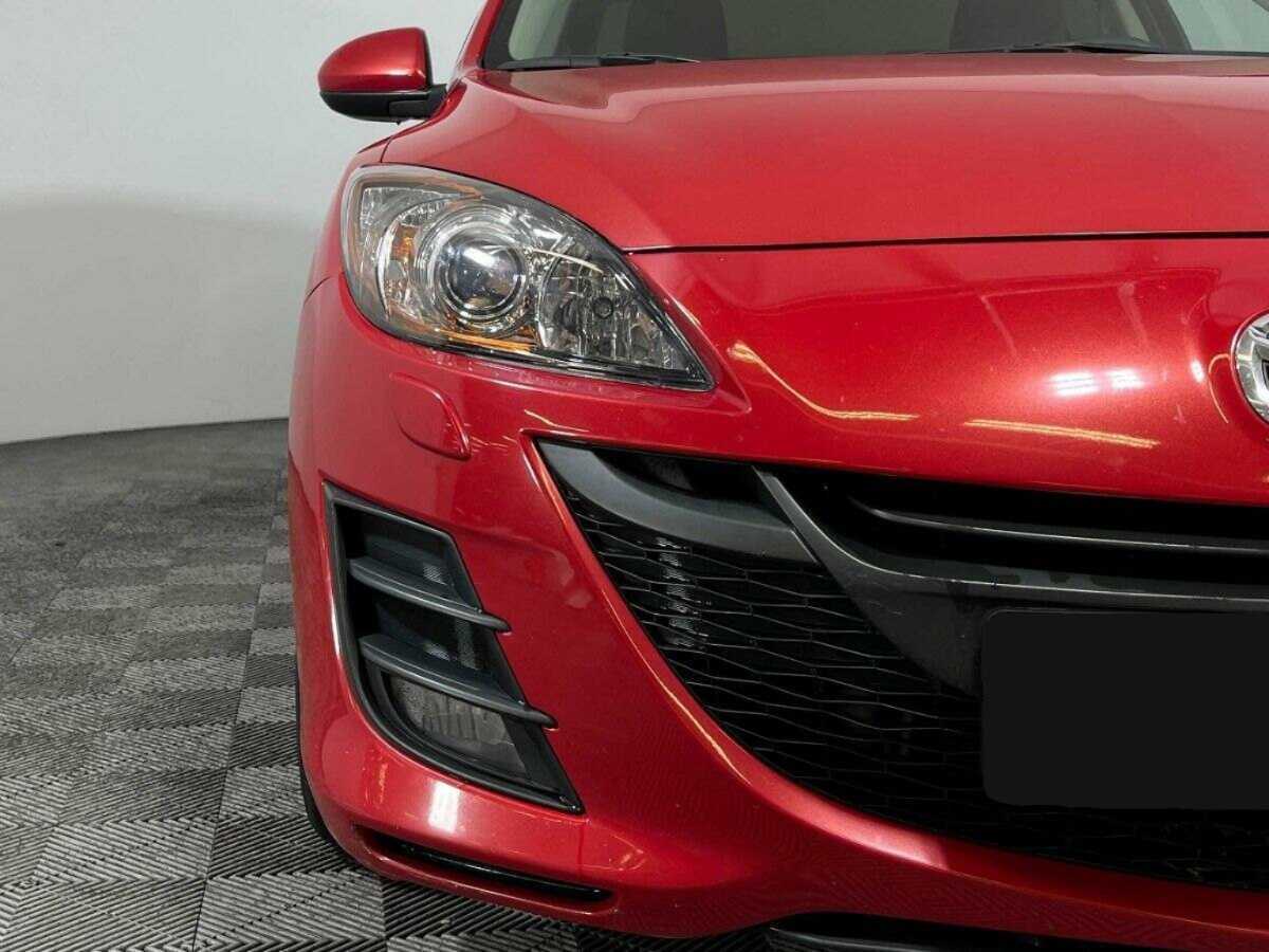 Mazda 3 с пробегом — 2010 год. Фото: #12