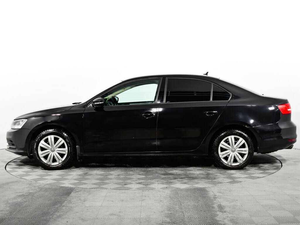 Volkswagen Jetta с пробегом — 2015 год. Фото: #4