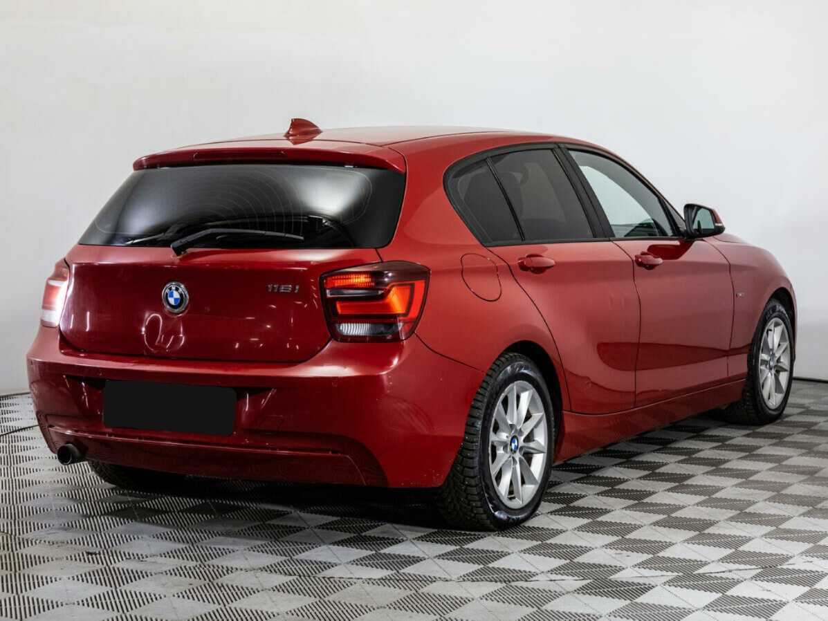 BMW 1 серии с пробегом — 2012 год. Фото: #3