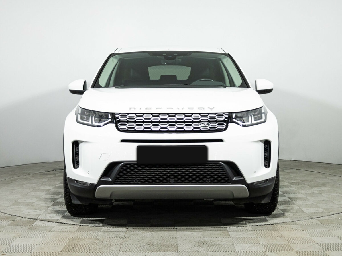 Land Rover Discovery Sport с пробегом — 2019 год. Фото: #1