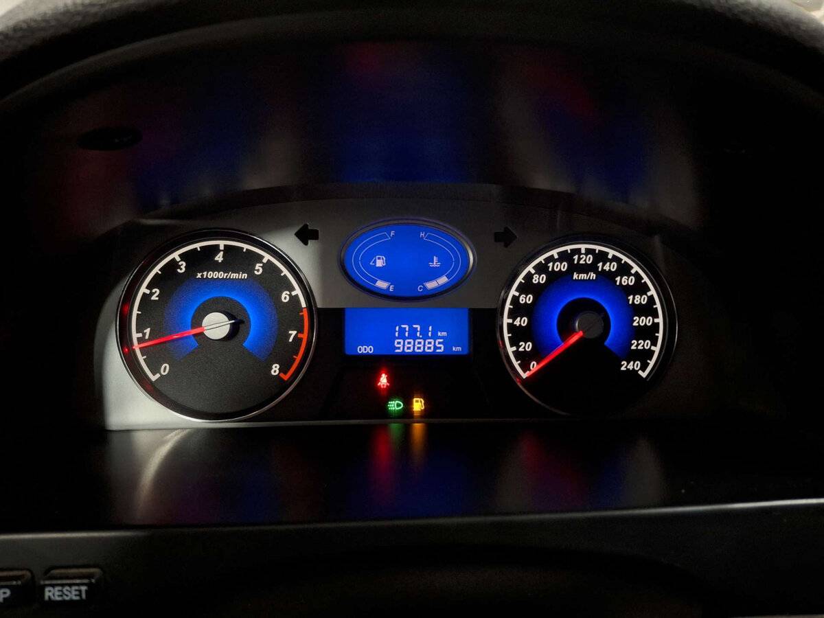 Geely Emgrand EC7 с пробегом — 2013 год. Фото: #12