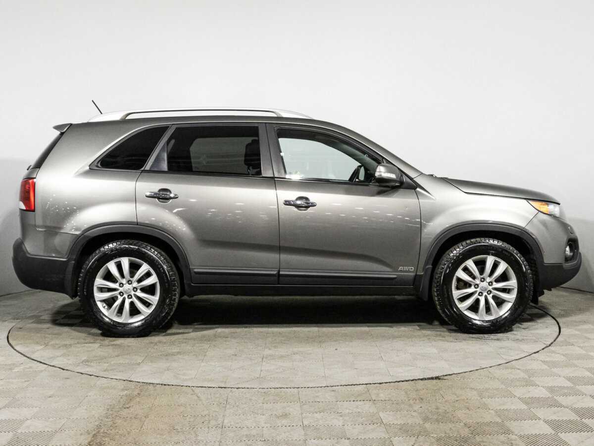 Kia Sorento с пробегом — 2011 год. Фото: #3