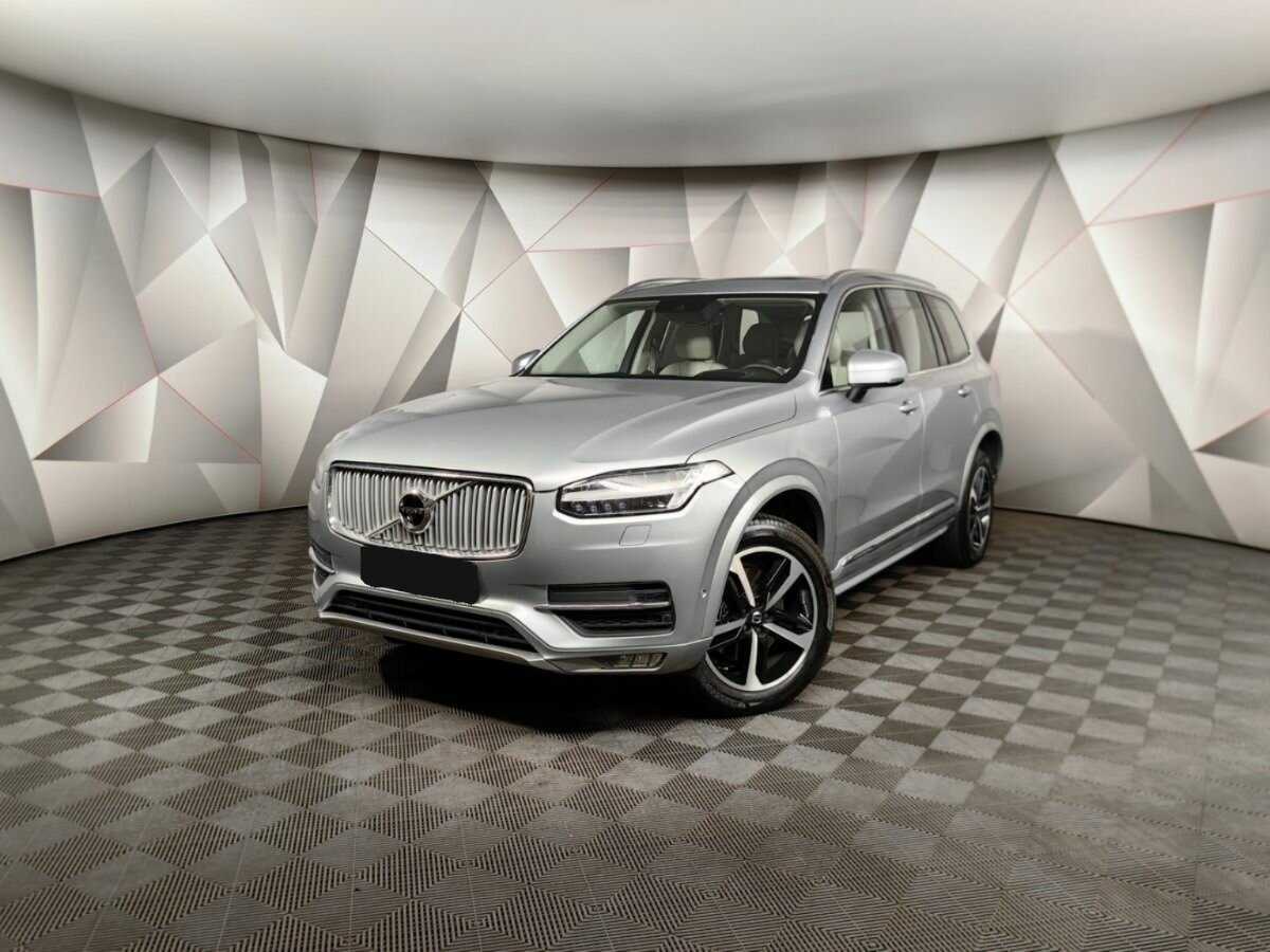 Volvo XC90 с пробегом — 2018 год. Посмотреть фото
