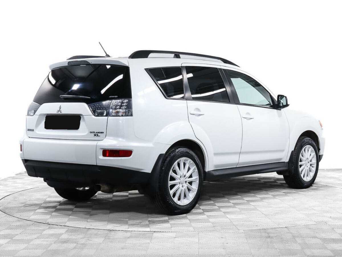 Mitsubishi Outlander с пробегом — 2010 год. Фото: #3