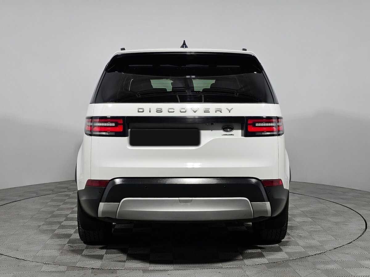 Land Rover Discovery с пробегом — 2017 год. Фото: #4