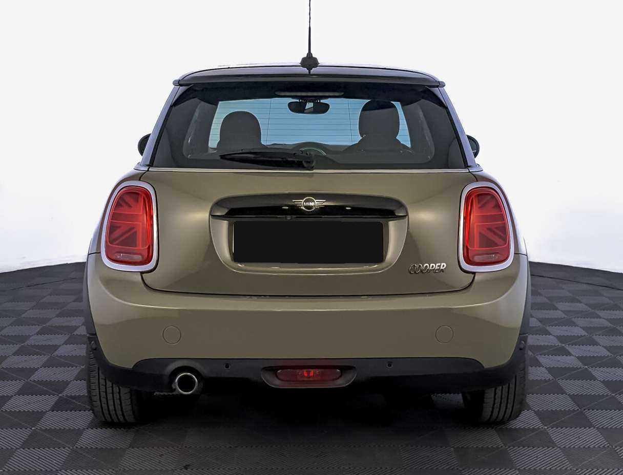 Mini Hatch с пробегом — 2020 год. Фото: #5
