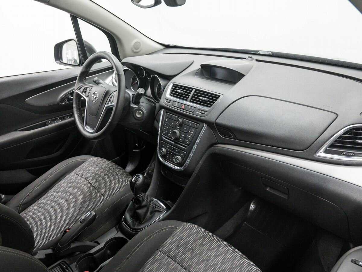 Opel Mokka с пробегом — 2013 год. Фото: #7
